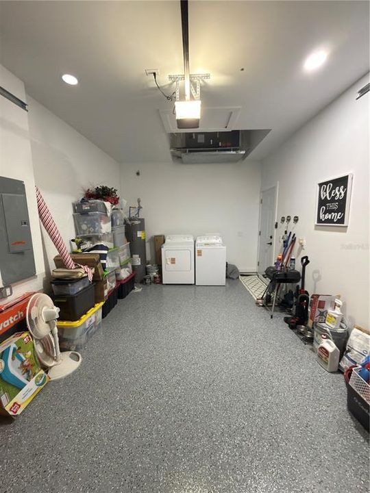 For Sale: $309,500 (3 beds, 2 baths, 1208 Square Feet)