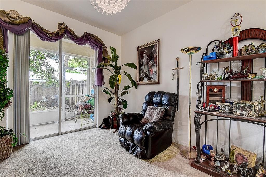 En Venta: $359,900 (3 camas, 2 baños, 2008 Pies cuadrados)