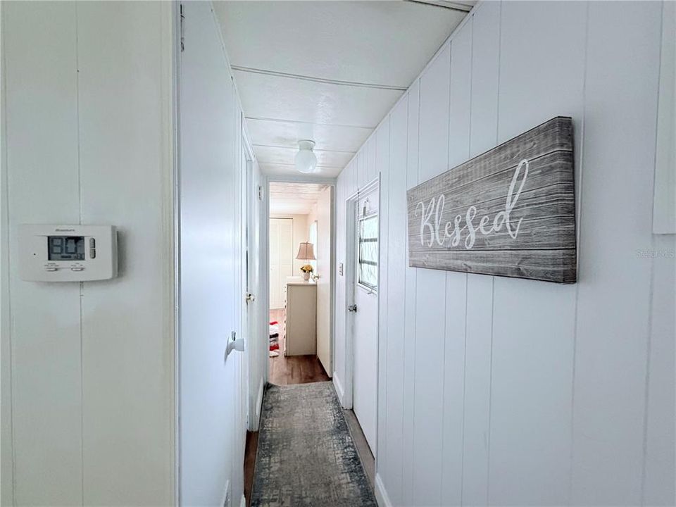 For Sale: $65,000 (1 beds, 1 baths, 576 Square Feet)