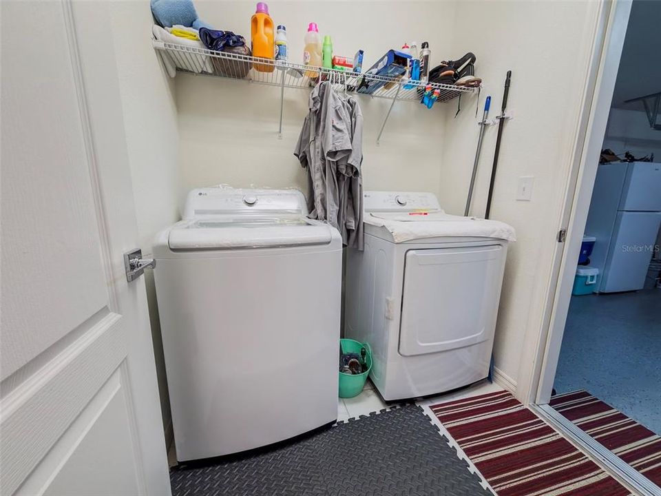 Active With Contract: $2,100 (3 beds, 2 baths, 1511 Square Feet)