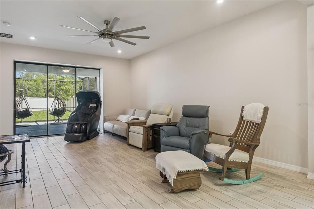 For Sale: $825,000 (4 beds, 3 baths, 3020 Square Feet)