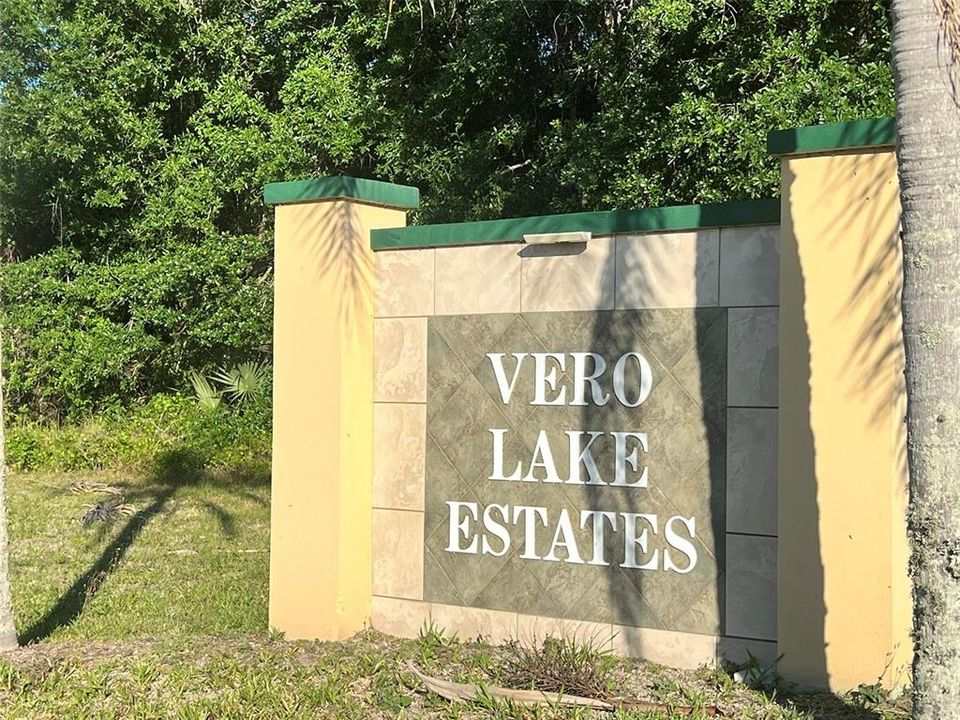 待售: $75,000 (0.17 acres)
