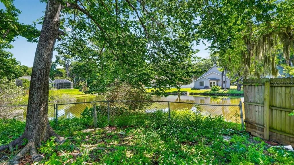 На продажу: $219,900 (3 спален, 2 ванн, 1081 Квадратных фут)