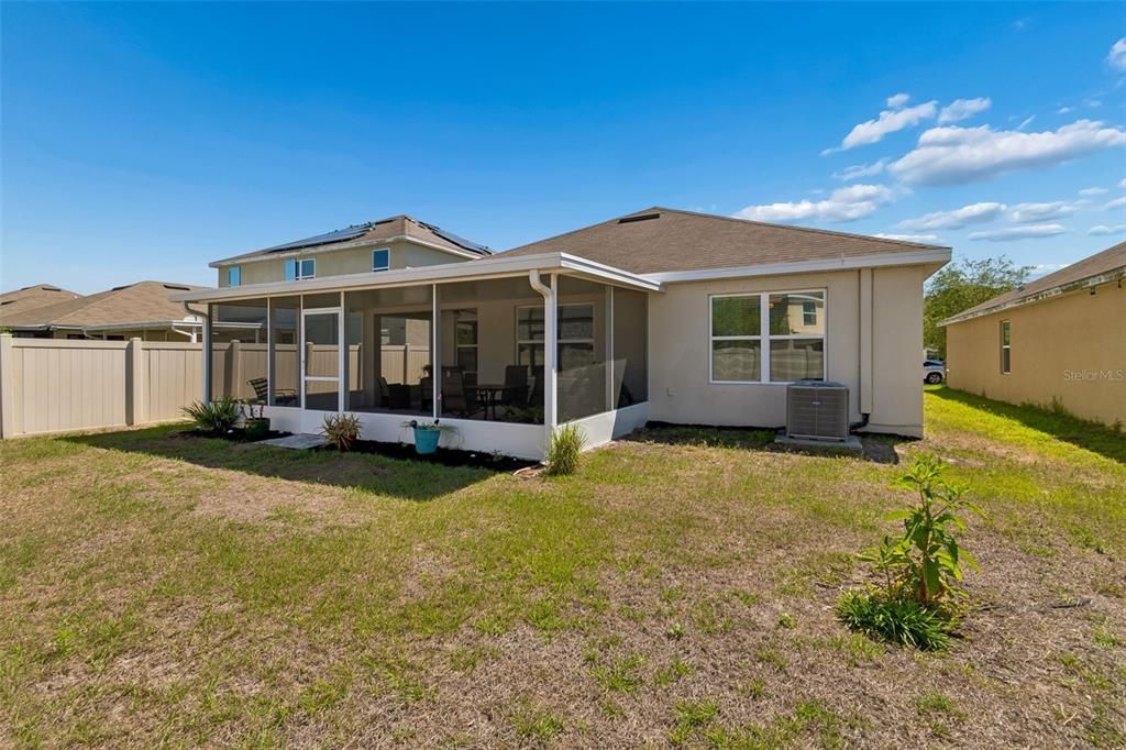For Sale: $329,900 (3 beds, 2 baths, 1693 Square Feet)