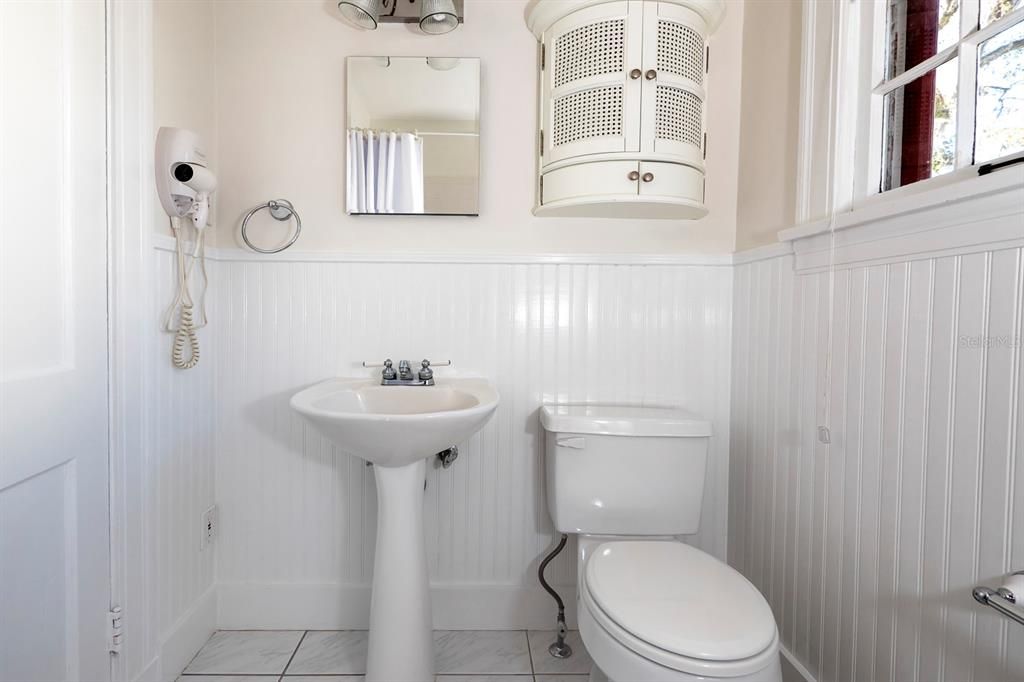 Active With Contract: $575,000 (4 beds, 2 baths, 1773 Square Feet)