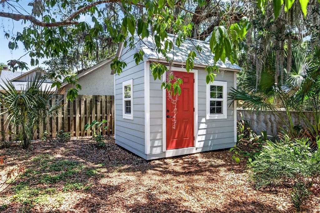 Active With Contract: $575,000 (4 beds, 2 baths, 1773 Square Feet)