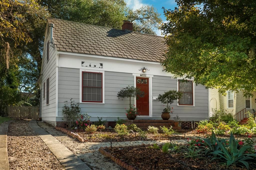 Active With Contract: $575,000 (4 beds, 2 baths, 1773 Square Feet)