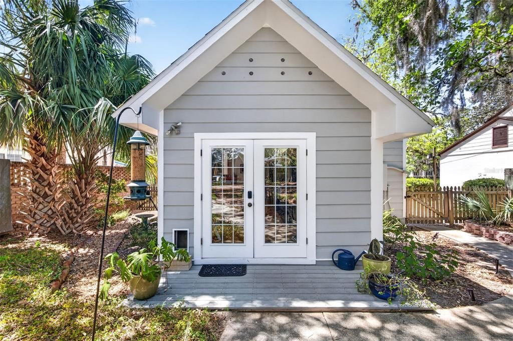 Active With Contract: $575,000 (4 beds, 2 baths, 1773 Square Feet)