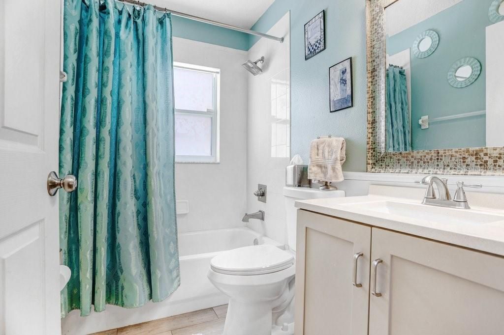 For Sale: $370,000 (4 beds, 2 baths, 1516 Square Feet)
