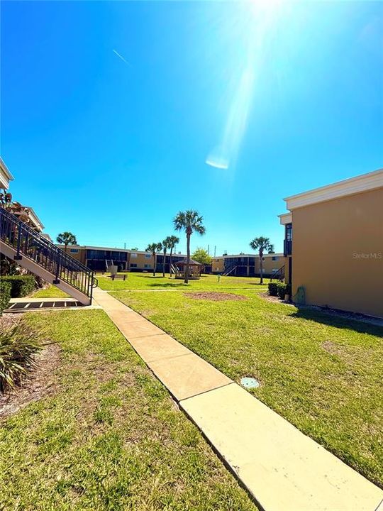 For Sale: $95,990 (1 beds, 1 baths, 768 Square Feet)
