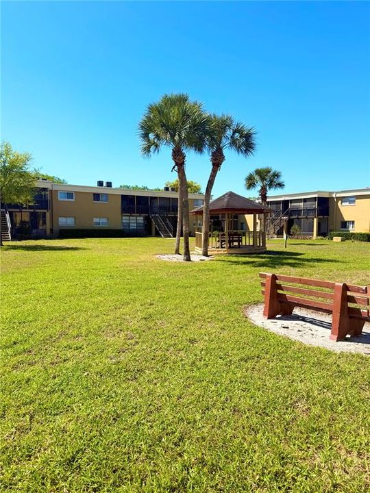 For Sale: $95,990 (1 beds, 1 baths, 768 Square Feet)