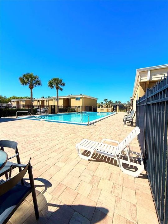 For Sale: $95,990 (1 beds, 1 baths, 768 Square Feet)
