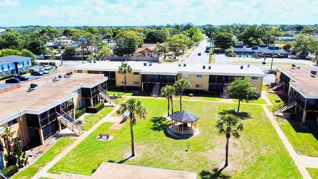 For Sale: $95,990 (1 beds, 1 baths, 768 Square Feet)