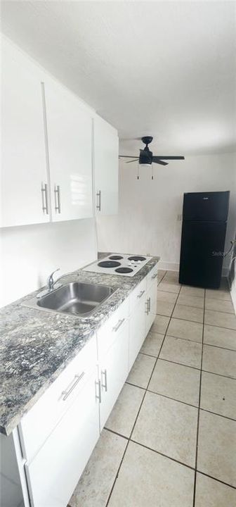 For Rent: $1,000 (1 beds, 1 baths, 600 Square Feet)