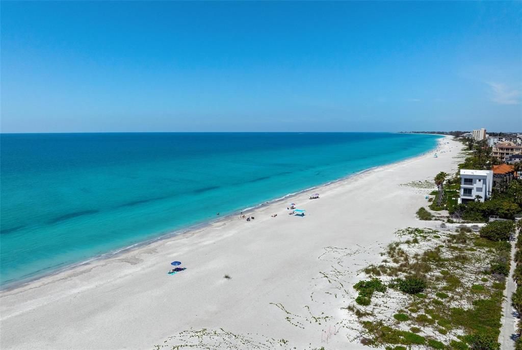 For Sale: $2,500,000 (0.27 acres)