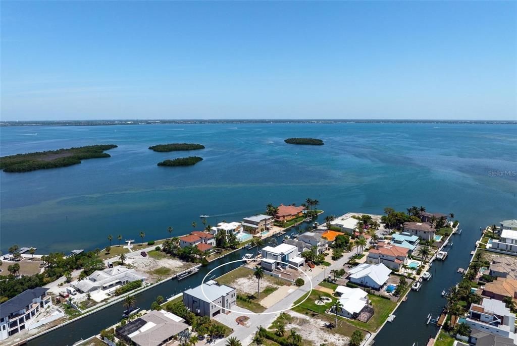 For Sale: $2,500,000 (0.27 acres)