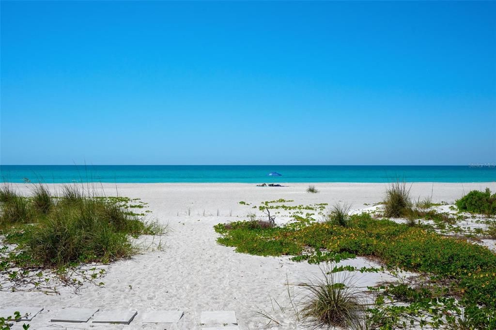 For Sale: $2,500,000 (0.27 acres)
