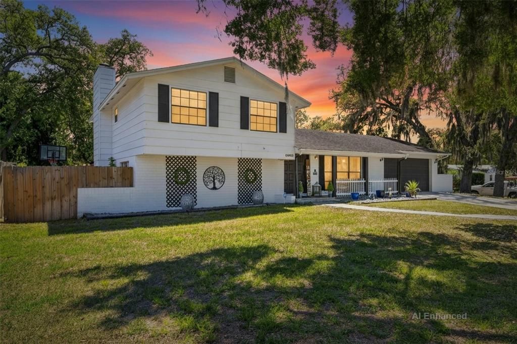 Activo con contrato: $449,000 (4 camas, 2 baños, 1793 Pies cuadrados)