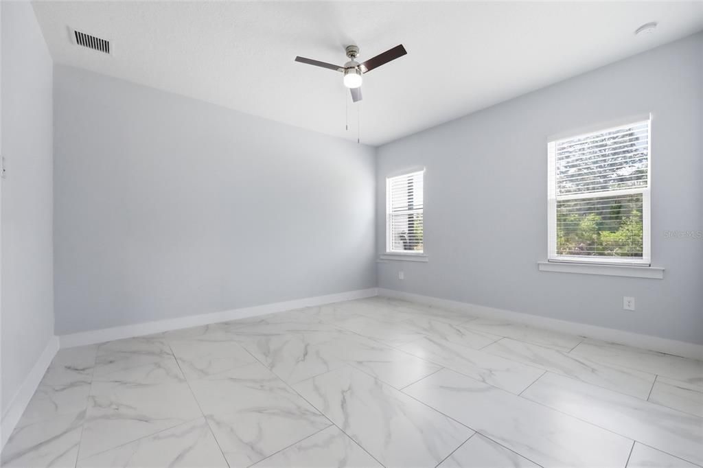 En Venta: $1,350,000 (4 camas, 3 baños, 3417 Pies cuadrados)