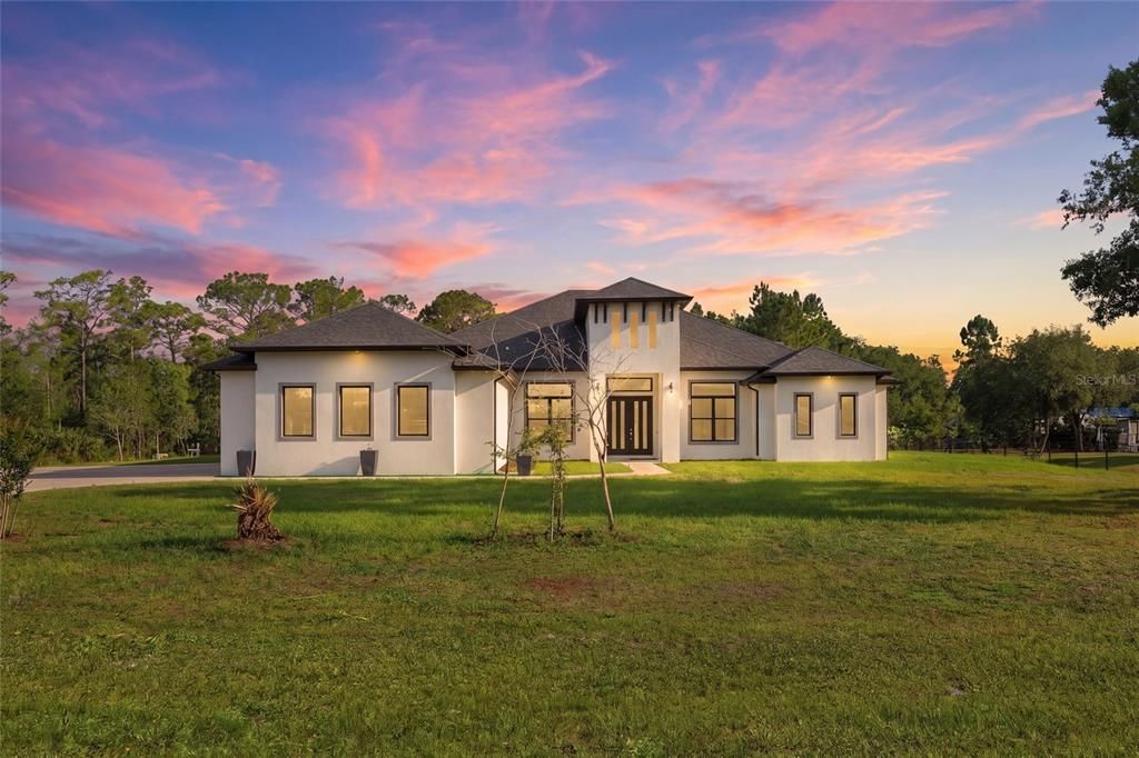 En Venta: $1,350,000 (4 camas, 3 baños, 3417 Pies cuadrados)
