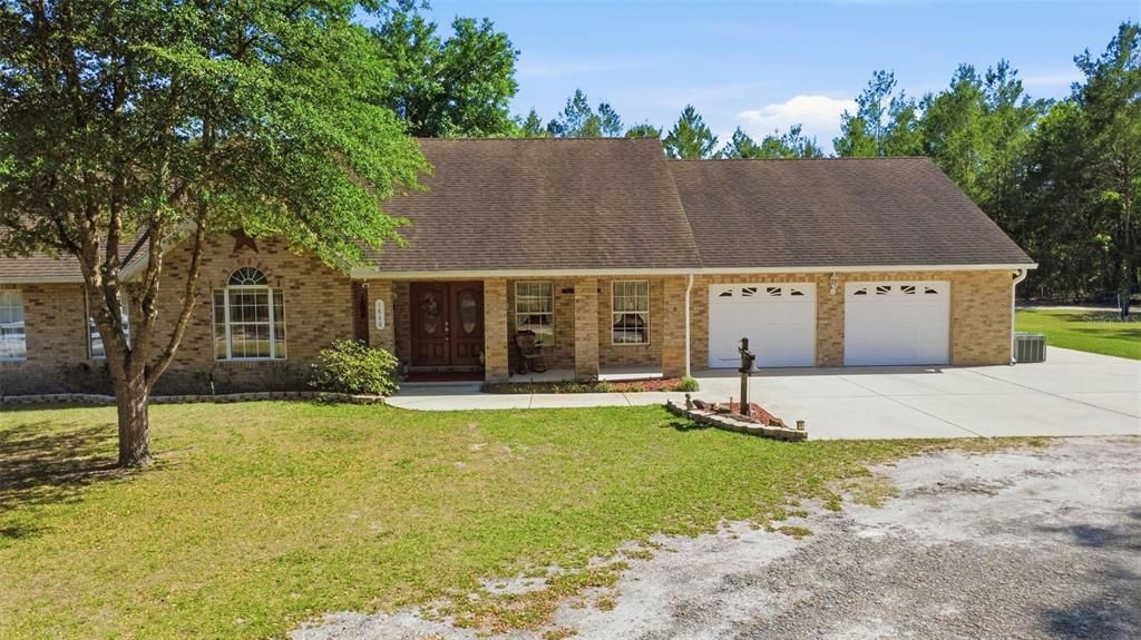 For Sale: $769,900 (3 beds, 2 baths, 2229 Square Feet)