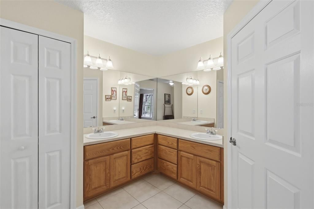 For Sale: $769,900 (3 beds, 2 baths, 2229 Square Feet)