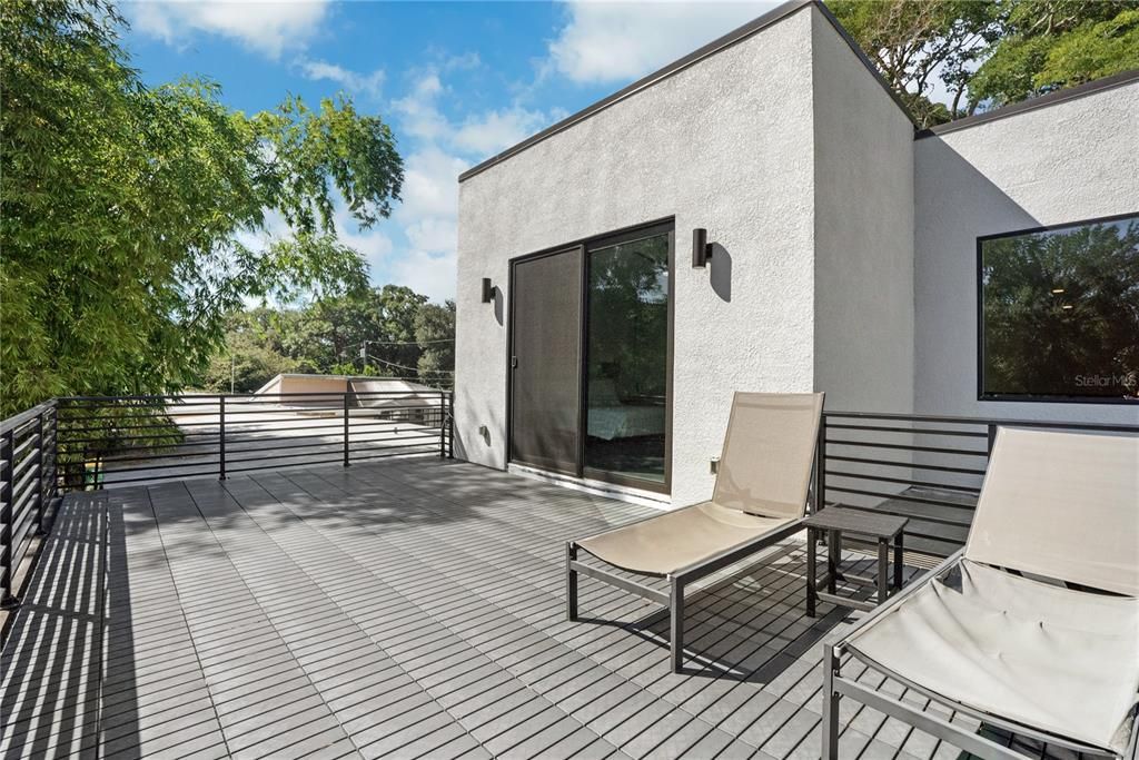 En Venta: $895,000 (4 camas, 2 baños, 2518 Pies cuadrados)