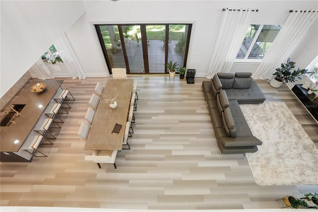 En Venta: $895,000 (4 camas, 2 baños, 2518 Pies cuadrados)