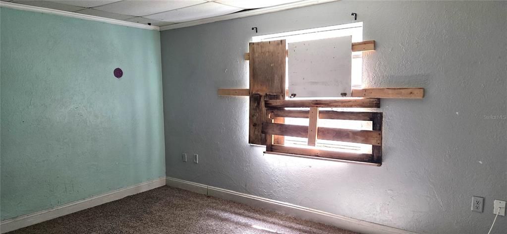 Activo con contrato: $180,000 (4 camas, 2 baños, 2160 Pies cuadrados)