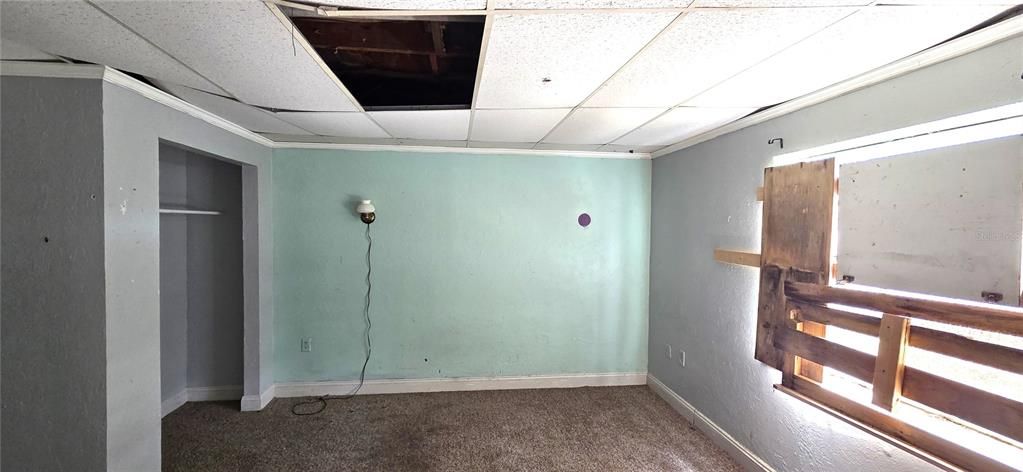 Activo con contrato: $180,000 (4 camas, 2 baños, 2160 Pies cuadrados)