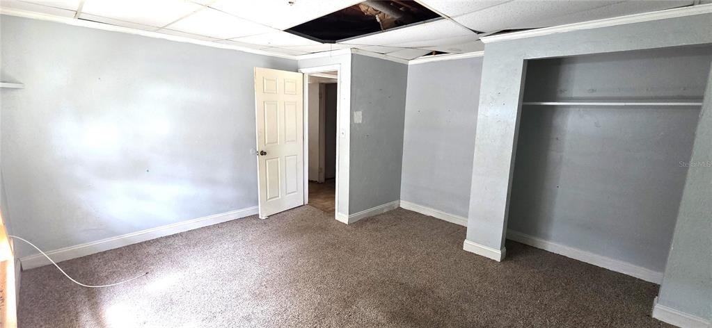 Activo con contrato: $180,000 (4 camas, 2 baños, 2160 Pies cuadrados)