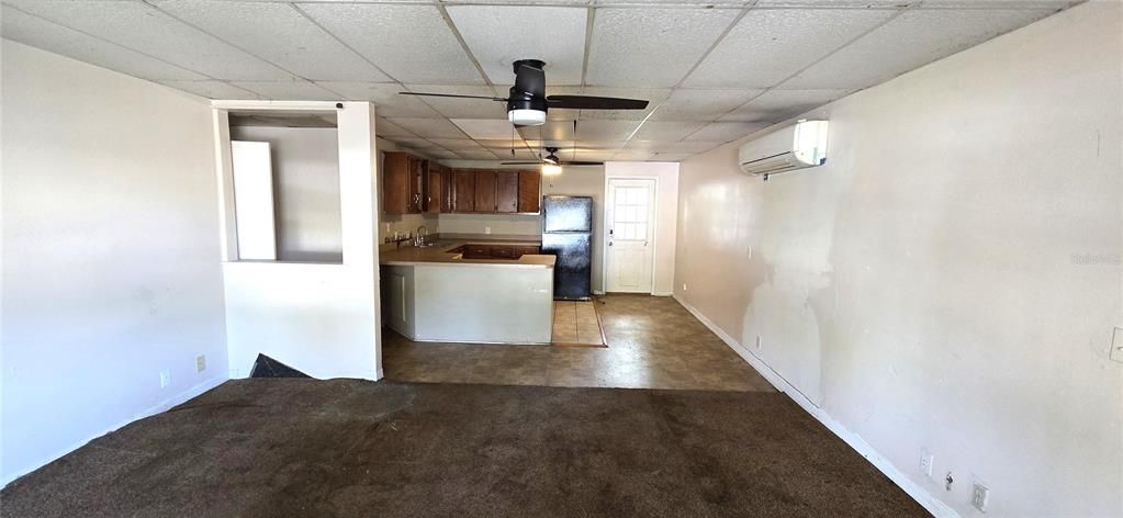 Activo con contrato: $180,000 (4 camas, 2 baños, 2160 Pies cuadrados)