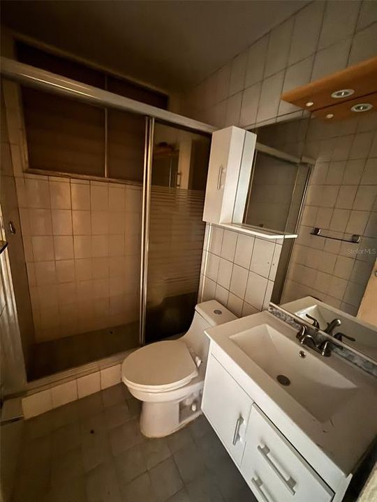Под контрактом: $177,000 (3 спален, 2 ванн, 1020 Квадратных фут)