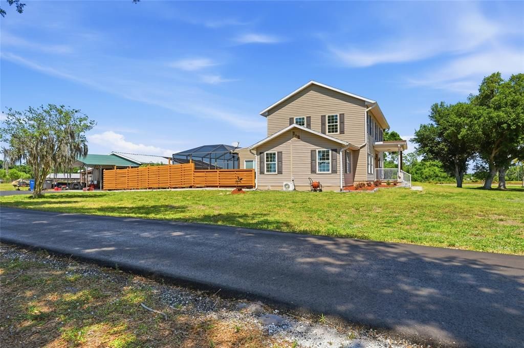 En Venta: $999,500 (3 camas, 3 baños, 2644 Pies cuadrados)