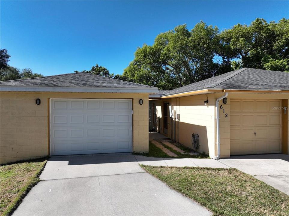Active With Contract: $289,000 (3 beds, 1 baths, 1084 Square Feet)