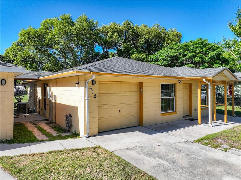 Active With Contract: $289,000 (3 beds, 1 baths, 1084 Square Feet)