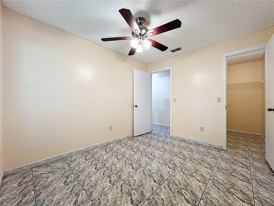 Active With Contract: $289,000 (3 beds, 1 baths, 1084 Square Feet)
