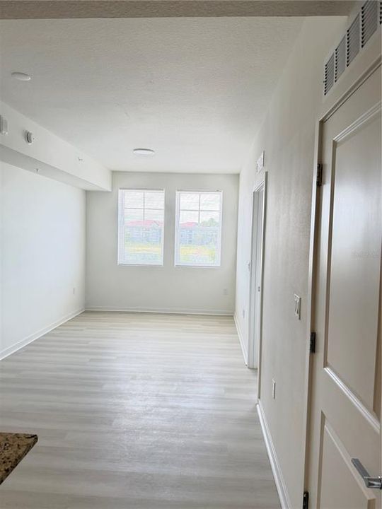 Active With Contract: $1,550 (2 beds, 2 baths, 168 Square Feet)