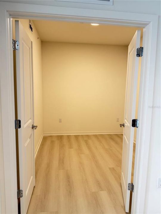 Active With Contract: $1,550 (2 beds, 2 baths, 168 Square Feet)