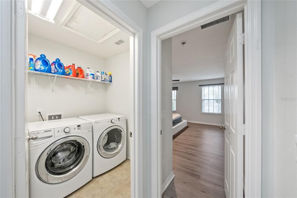 Active With Contract: $429,990 (4 beds, 2 baths, 1964 Square Feet)