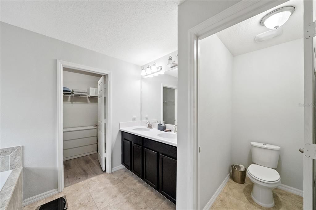 Active With Contract: $429,990 (4 beds, 2 baths, 1964 Square Feet)