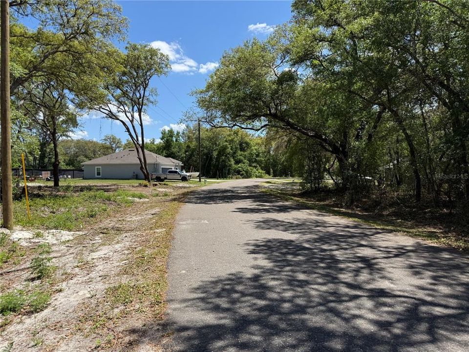 На продажу: $28,500 (0.26 acres)