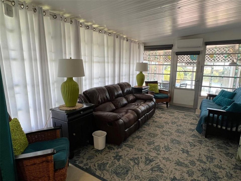 Activo con contrato: $174,900 (2 camas, 2 baños, 1284 Pies cuadrados)