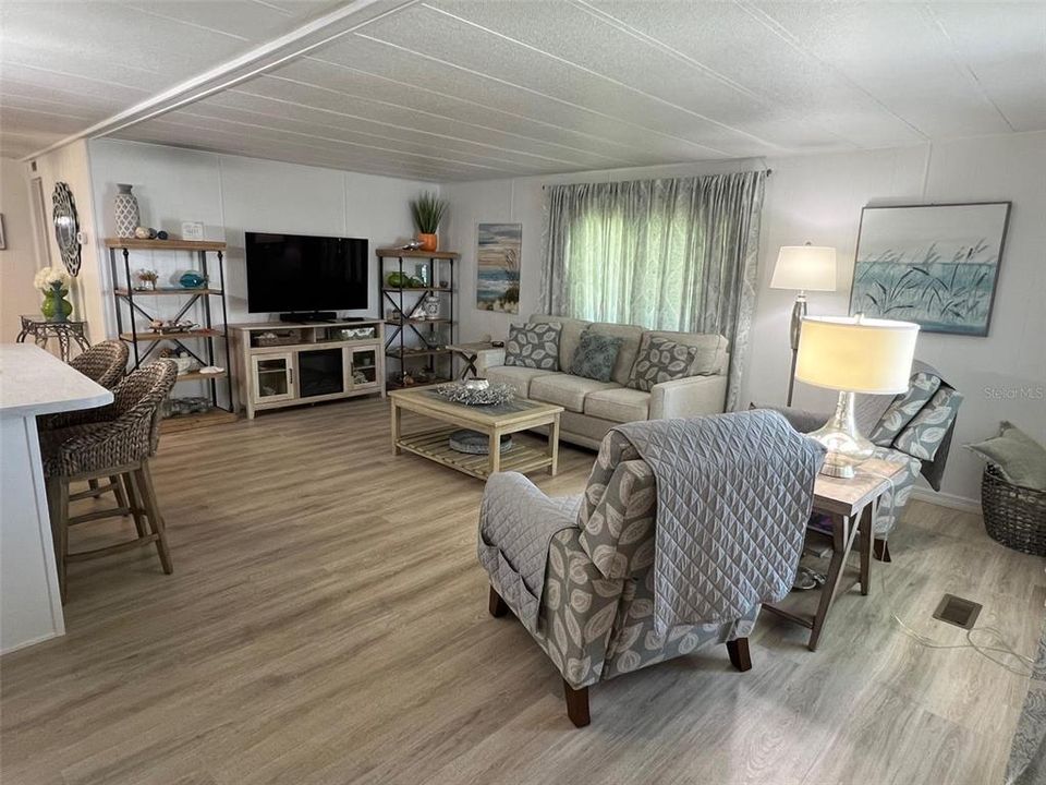 Activo con contrato: $174,900 (2 camas, 2 baños, 1284 Pies cuadrados)