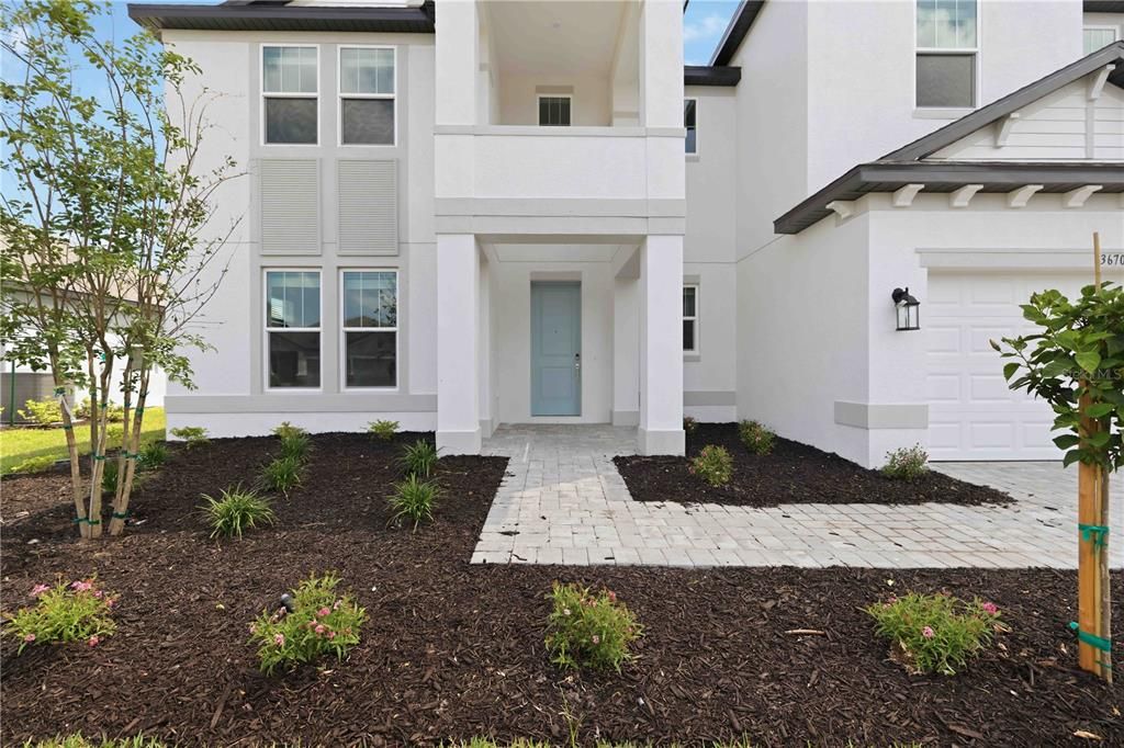Activo con contrato: $777,999 (5 camas, 4 baños, 3800 Pies cuadrados)