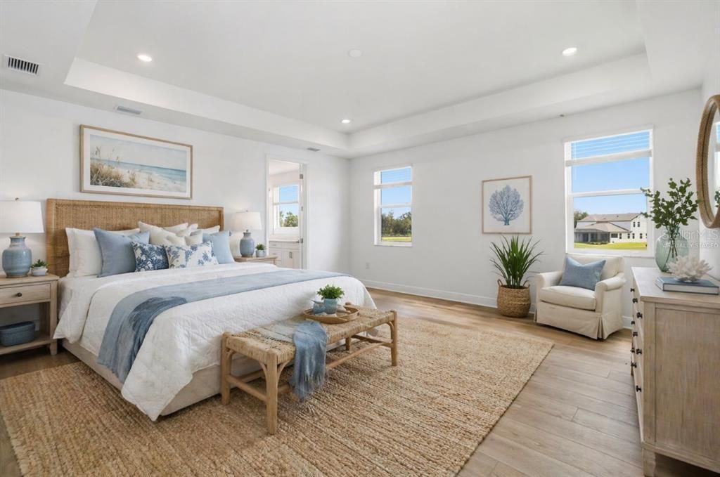 Activo con contrato: $777,999 (5 camas, 4 baños, 3800 Pies cuadrados)