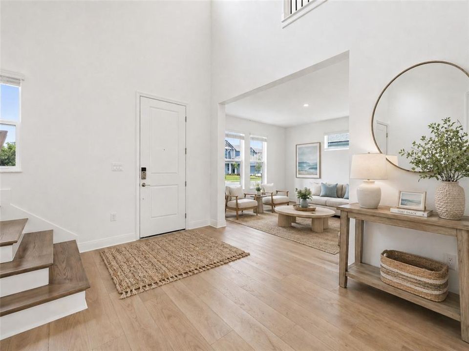 Activo con contrato: $777,999 (5 camas, 4 baños, 3800 Pies cuadrados)