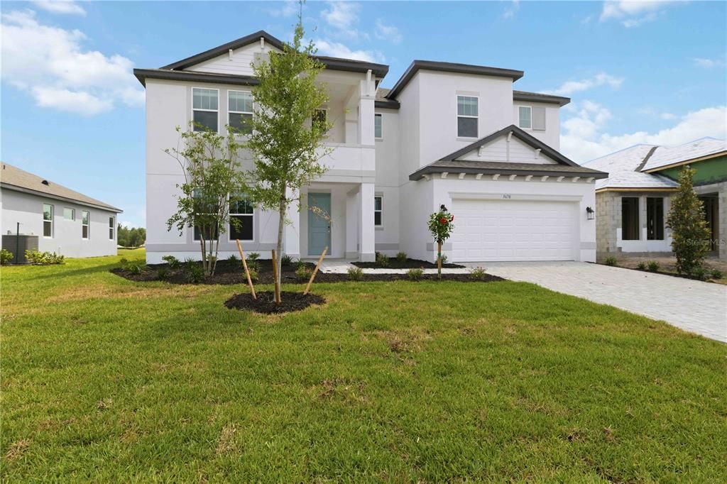 Activo con contrato: $777,999 (5 camas, 4 baños, 3800 Pies cuadrados)