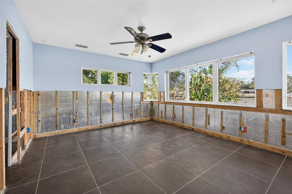 Active With Contract: $599,900 (3 beds, 2 baths, 1898 Square Feet)