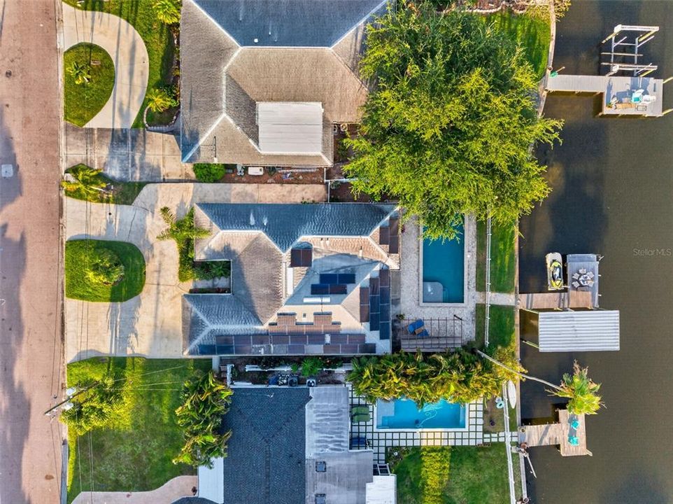 Active With Contract: $599,900 (3 beds, 2 baths, 1898 Square Feet)